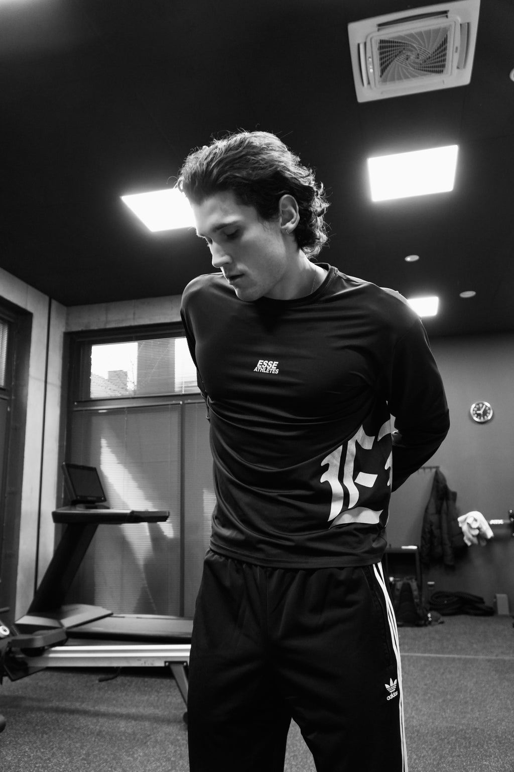 CORE BLACK LONG SLEEVE