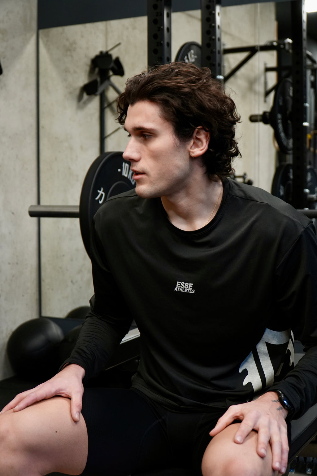 CORE BLACK LONG SLEEVE