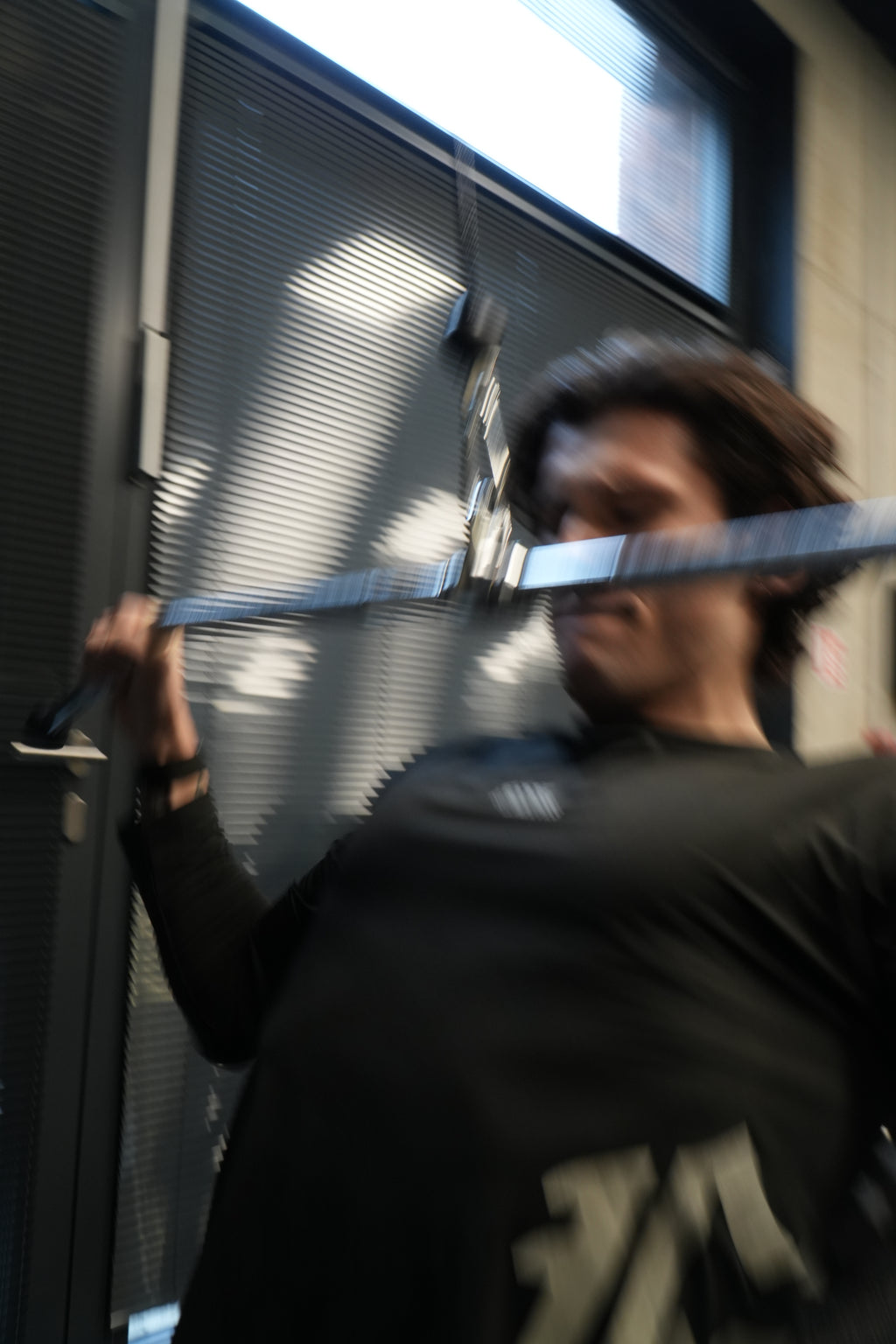 CORE BLACK LONG SLEEVE