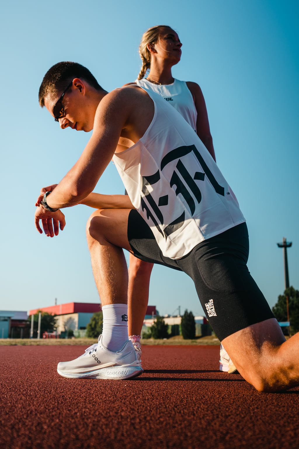 WHITE CORE VEST