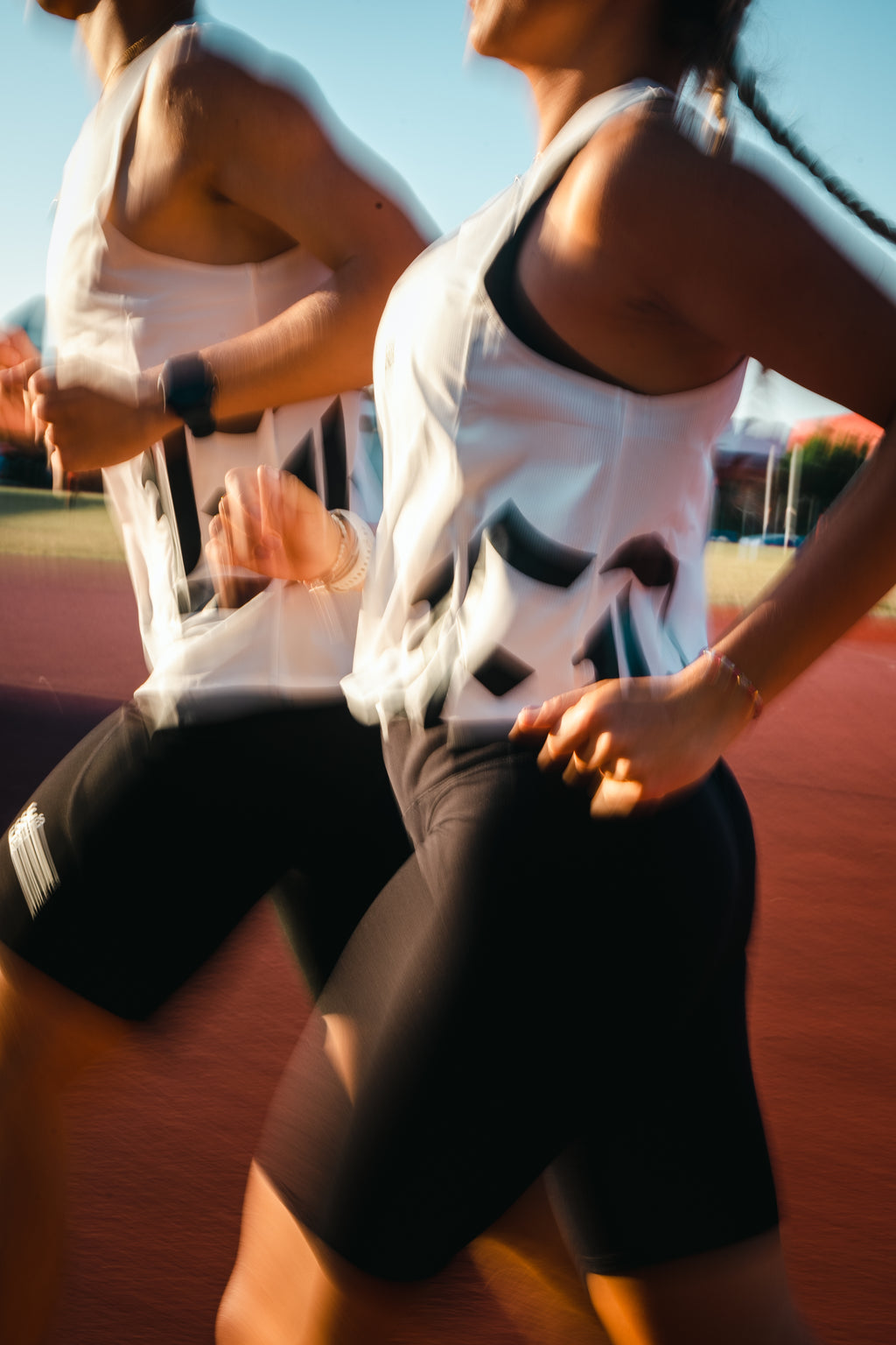 WHITE CORE VEST